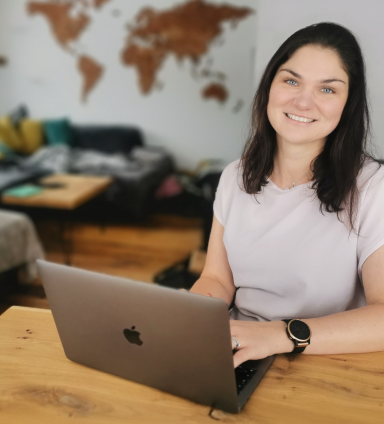 How to Navigate Visits Home in a Remote Lifestyle