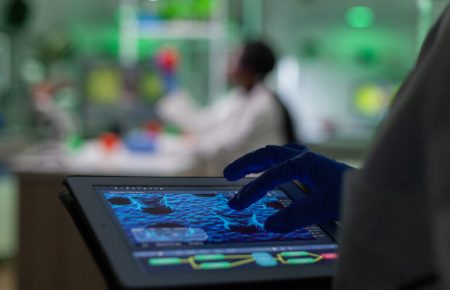 How-AI-Simplifies-the-Path-to-FDA-Approval-for-Pharma-Advertising-Website-768x576